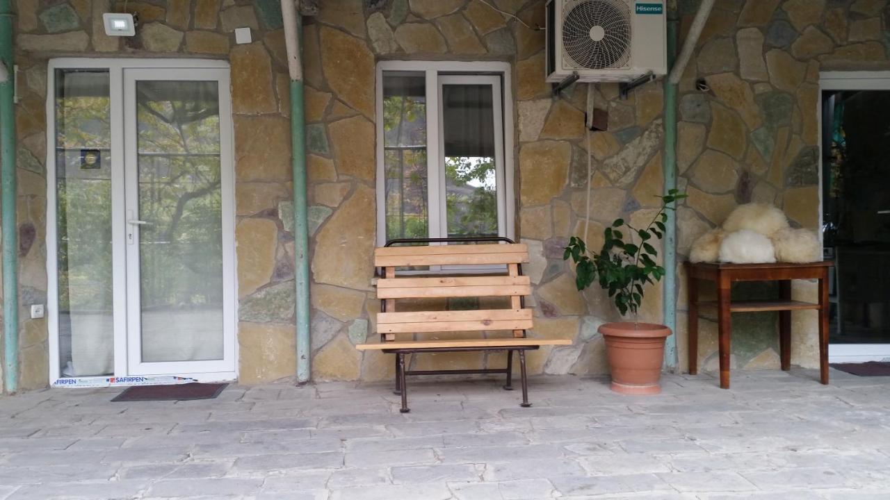 Guest House Ucha Mtsʼkhetʼa Extérieur photo